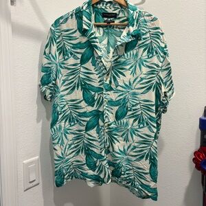 Banana Republic Green Leaf Print Men's Shirt